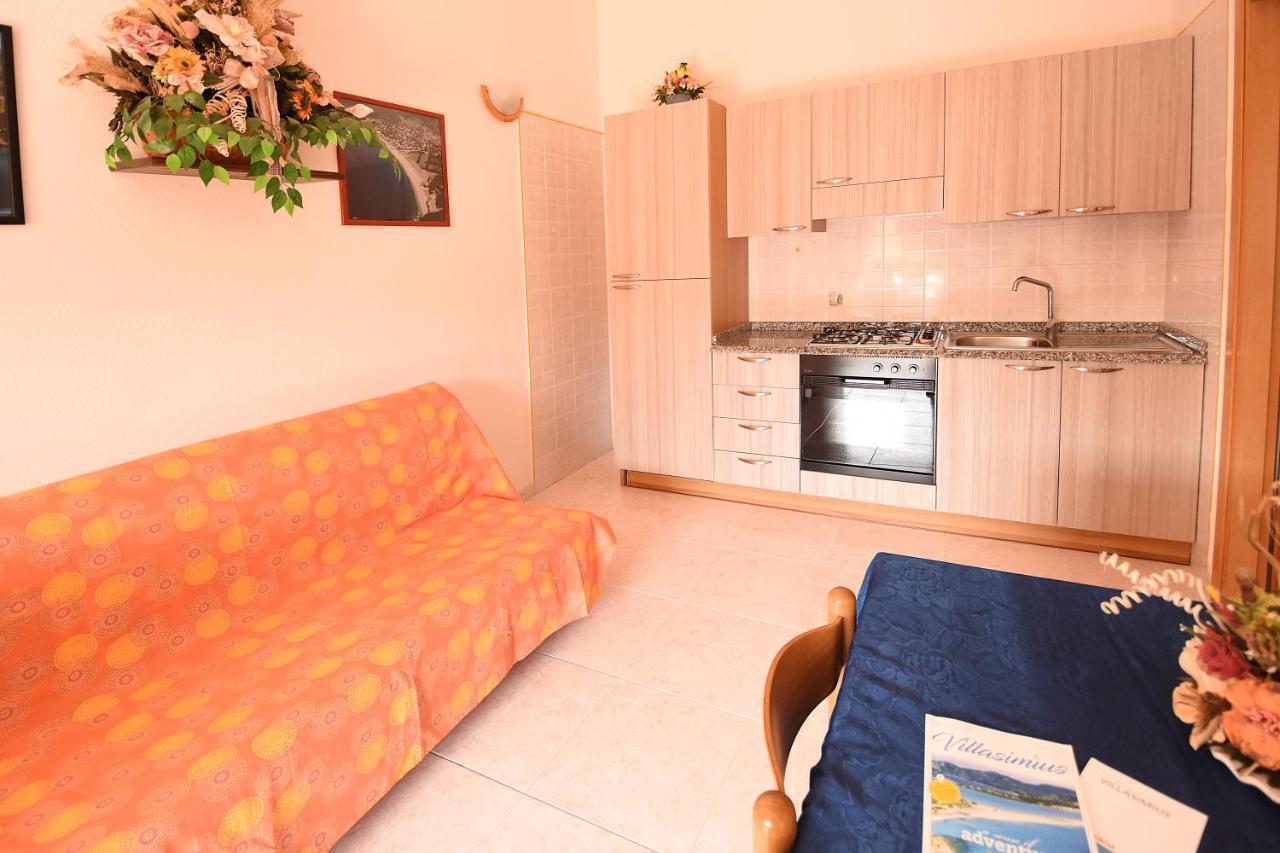 Residenza Le Due Palme Aparthotel Villasimius Exterior photo