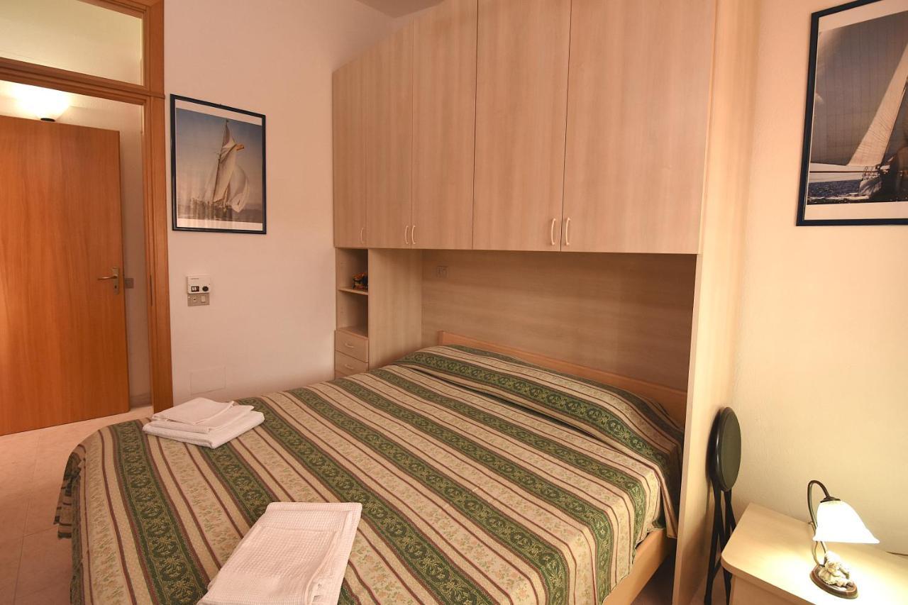 Residenza Le Due Palme Aparthotel Villasimius Exterior photo